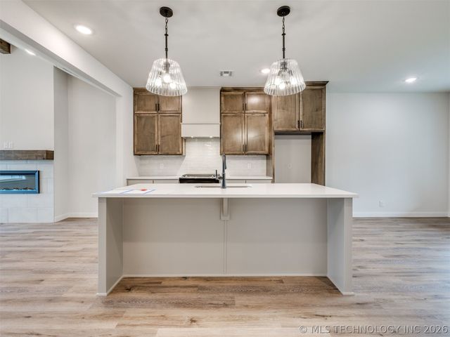3461 E 153rd Street S, Bixby, OK 74008