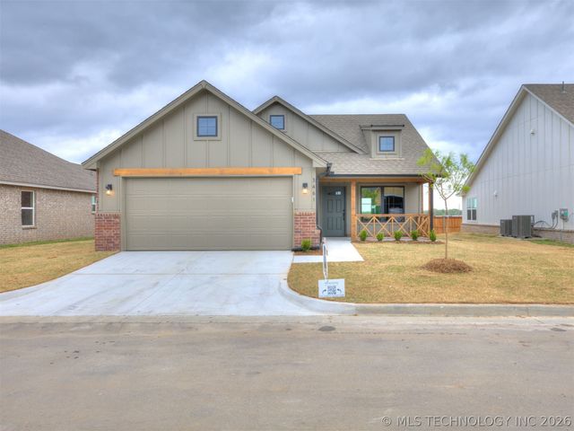 3461 E 153rd Street S, Bixby, OK 74008