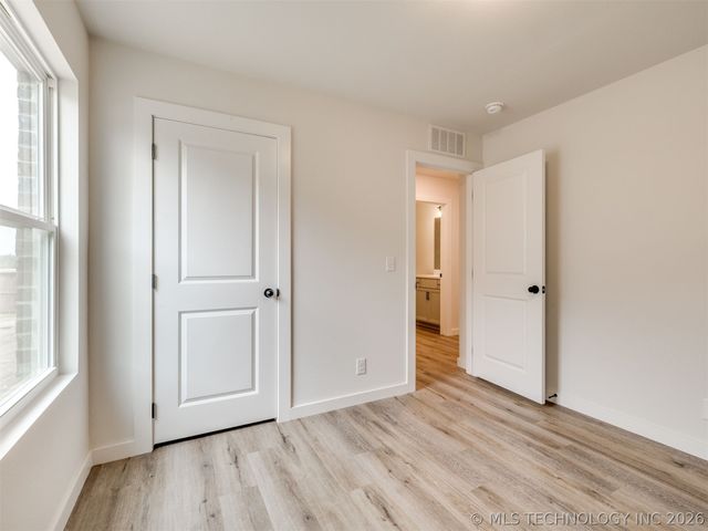 3461 E 153rd Street S, Bixby, OK 74008
