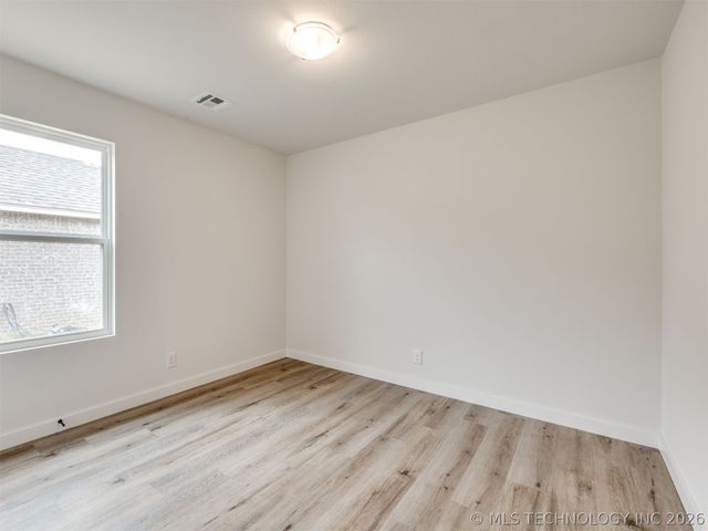 3461 E 153rd Street S, Bixby, OK 74008