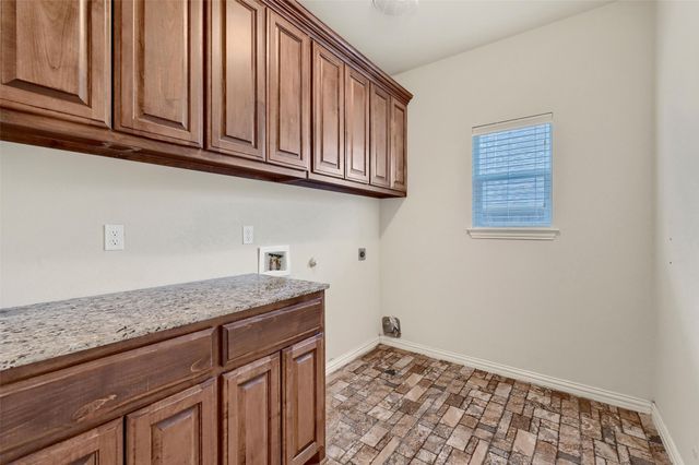 1403 Monfort Drive, Sherman, TX 75092