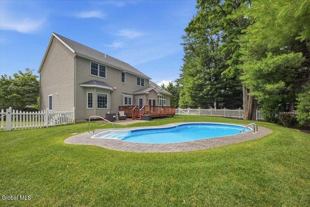 5504 Tansy Court, Guilderland, NY 12303