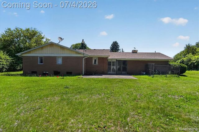 2091 N Irish Road, Davison, MI 48423