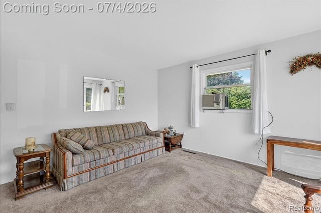 2091 N Irish Road, Davison, MI 48423