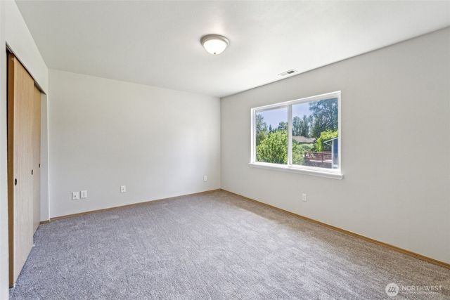 324 E 48th Street, Tacoma, WA 98404