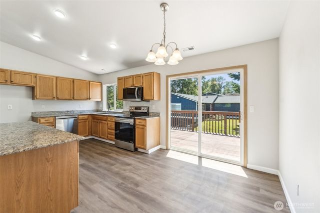 324 E 48th Street, Tacoma, WA 98404