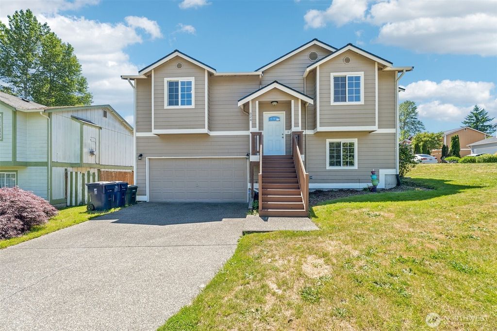324 E 48th Street, Tacoma, WA 98404