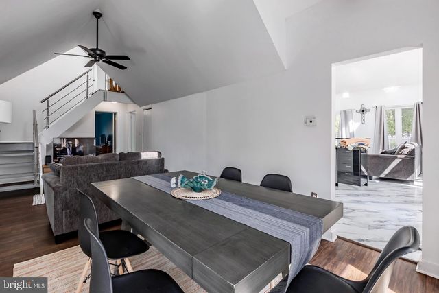 922 LONGWOOD AVE, Cherry Hill, NJ 08002