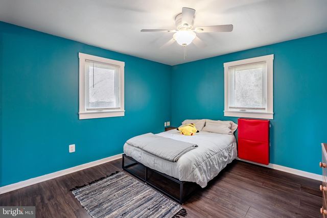 922 LONGWOOD AVE, Cherry Hill, NJ 08002