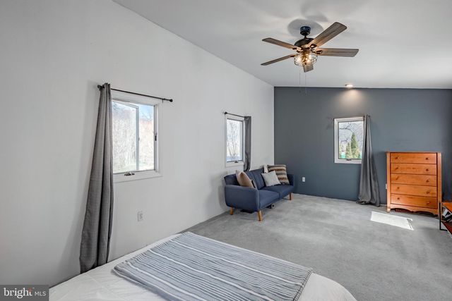 922 LONGWOOD AVE, Cherry Hill, NJ 08002