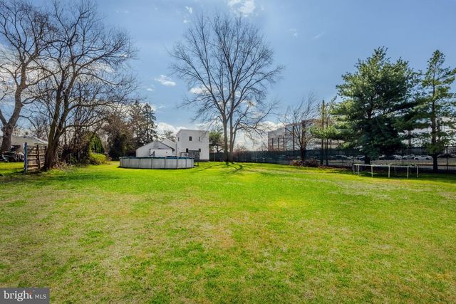 922 LONGWOOD AVE, Cherry Hill, NJ 08002