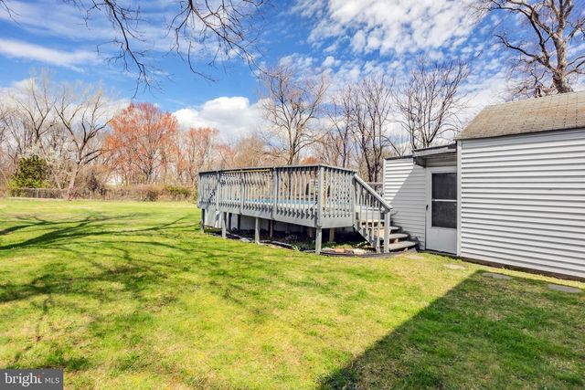 922 LONGWOOD AVE, Cherry Hill, NJ 08002