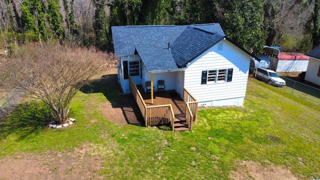 140 Riverview Street, Converse, SC 29329