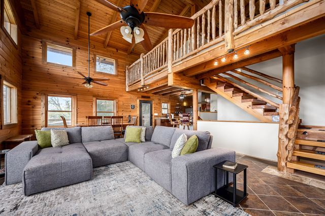 4664 Highway 64, E, Wartrace, TN 37183