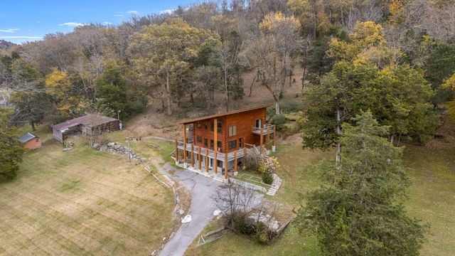 4664 Highway 64, E, Wartrace, TN 37183