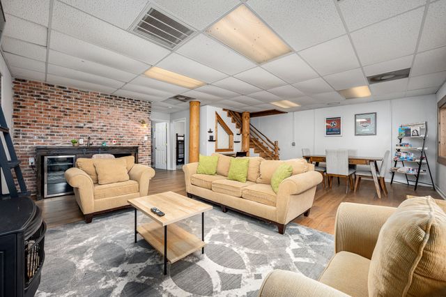 4664 Highway 64, E, Wartrace, TN 37183