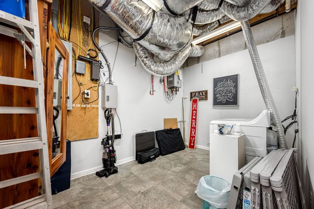 4664 Highway 64, E, Wartrace, TN 37183