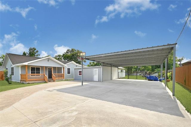 6825 Appleton Street, Houston, TX 77022