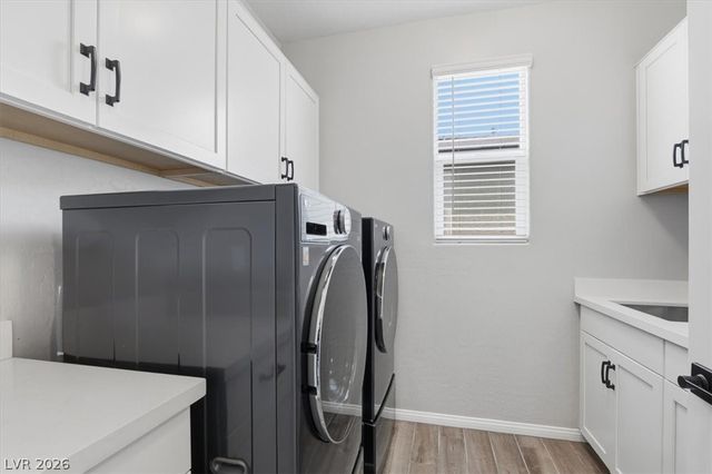 81 Kokomiko Avenue, Las Vegas, NV 89183