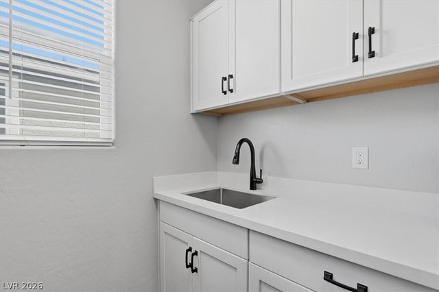 81 Kokomiko Avenue, Las Vegas, NV 89183