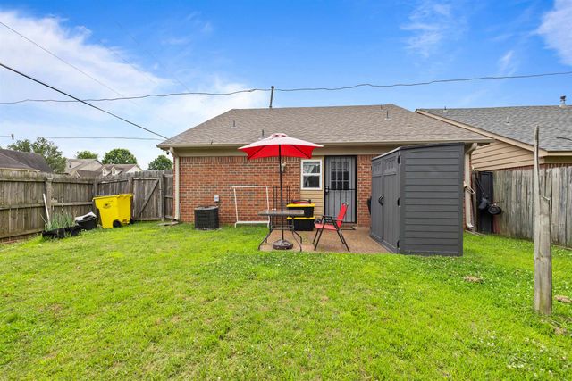 2818 MISTY BRIAR CV, Memphis, TN 38002