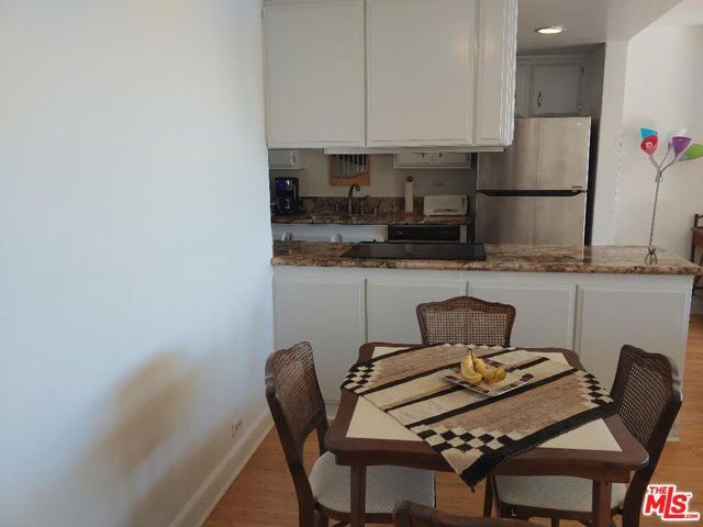 23918 De Ville Way B, Malibu, CA 90265