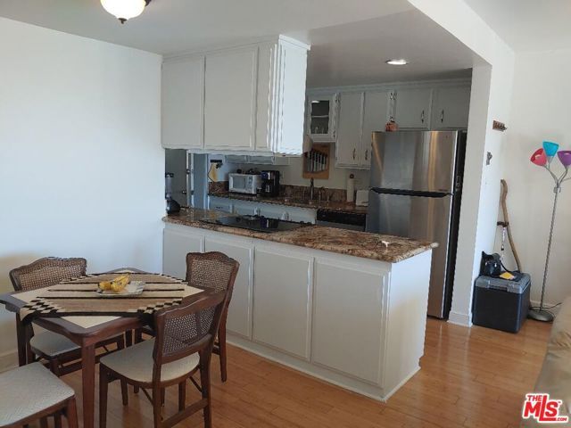 23918 De Ville Way B, Malibu, CA 90265