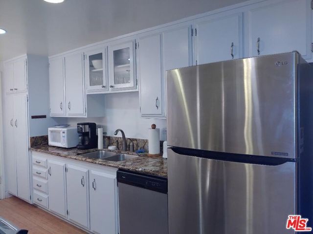 23918 De Ville Way B, Malibu, CA 90265