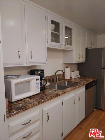 23918 De Ville Way B, Malibu, CA 90265