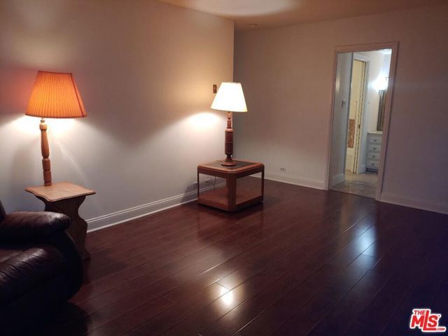 23918 De Ville Way B, Malibu, CA 90265