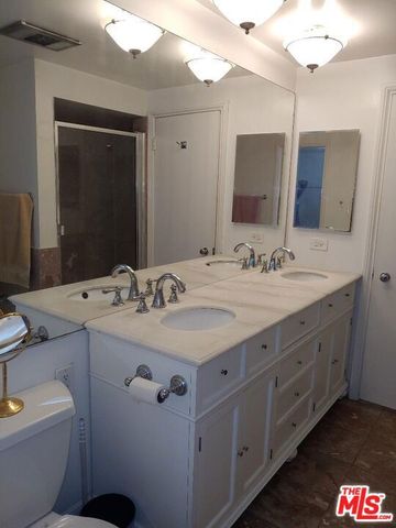 23918 De Ville Way B, Malibu, CA 90265