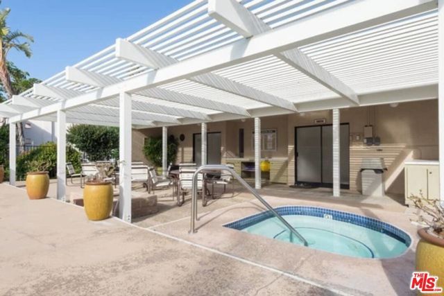 23918 De Ville Way B, Malibu, CA 90265