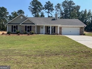 429 Riley Circle NW, Milledgeville, GA 31061