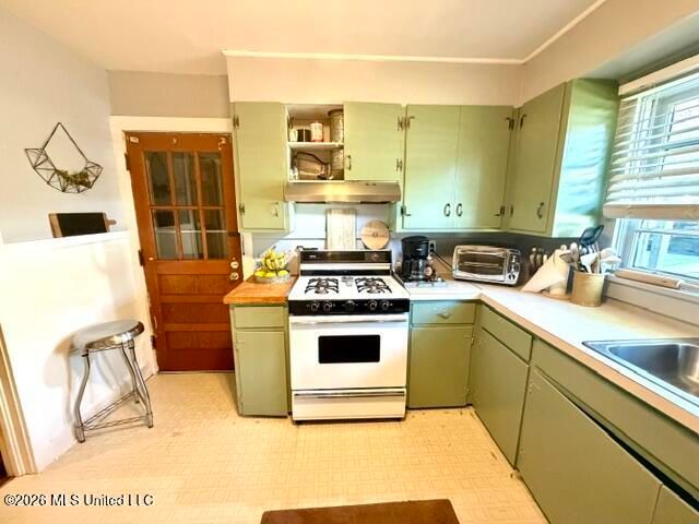 2524 Kelly Avenue, Gulfport, MS 39501