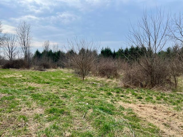 118 S 200 W, Valparaiso, IN 46385