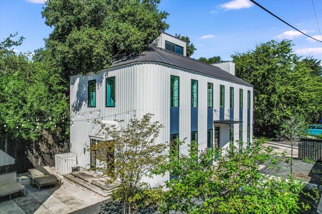 1304 Navasota ST, Austin, TX 78702