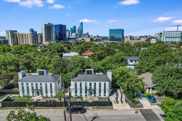 1304 Navasota ST, Austin, TX 78702