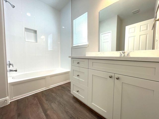 1313 Ellington Street A, Houston, TX 77088