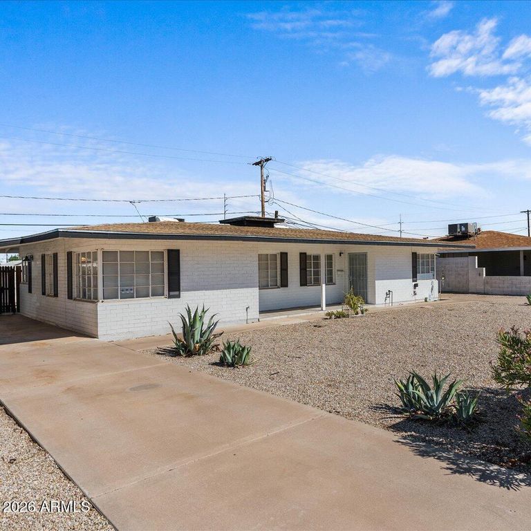 449 N DREW Street E, Mesa, AZ 85201