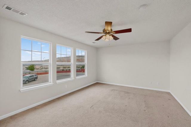 412 Vista Roja Place NE, Rio Rancho, NM 87124