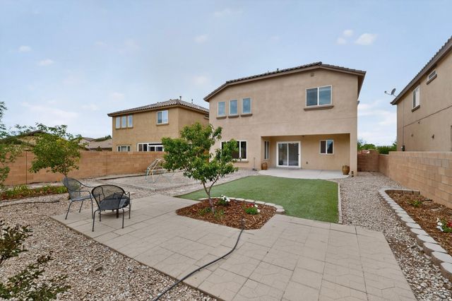 412 Vista Roja Place NE, Rio Rancho, NM 87124