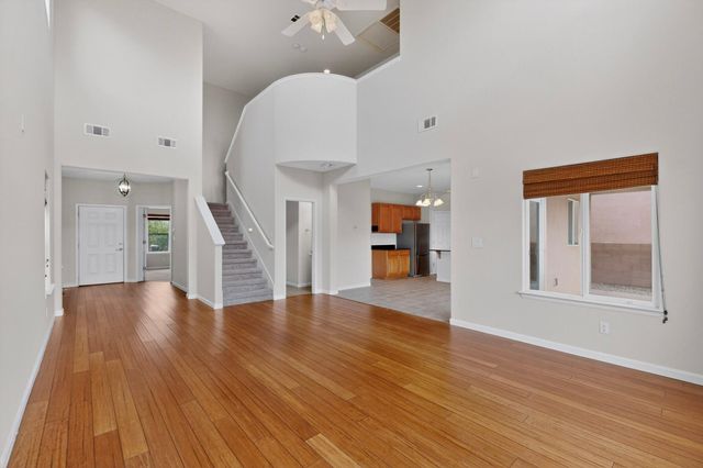 412 Vista Roja Place NE, Rio Rancho, NM 87124