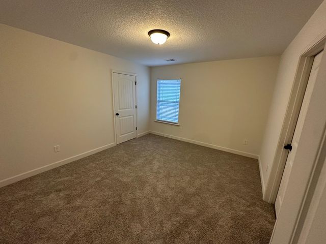 512 Molly Parker Way, Spartanburg, SC 29301