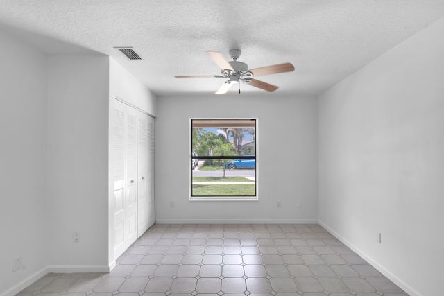 1045 Coral Drive, Boynton Beach, FL 33426