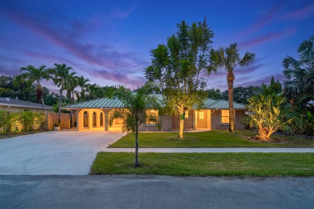 1045 Coral Drive, Boynton Beach, FL 33426