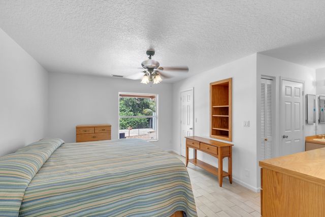1045 Coral Drive, Boynton Beach, FL 33426