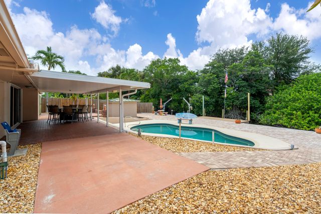 1045 Coral Drive, Boynton Beach, FL 33426