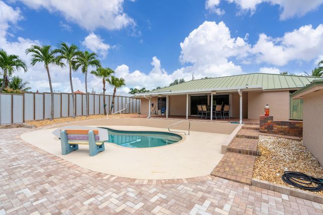 1045 Coral Drive, Boynton Beach, FL 33426