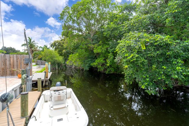 1045 Coral Drive, Boynton Beach, FL 33426