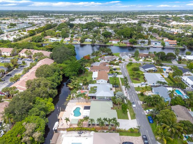 1045 Coral Drive, Boynton Beach, FL 33426